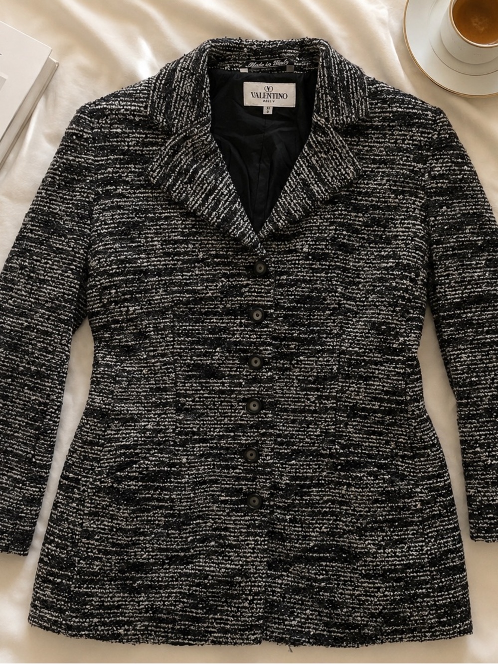 Vintage Valentino Miss V Made in Italy Wool Blend Bouclé Tweed Blazer US 6